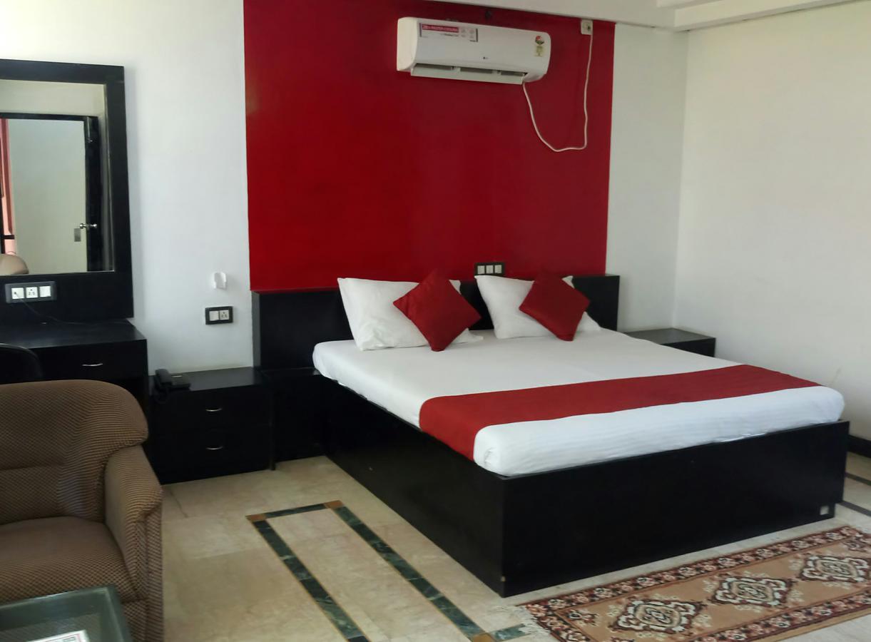 Sanjay Motels I Pvt Ltd Pura Raghunāth Zewnętrze zdjęcie